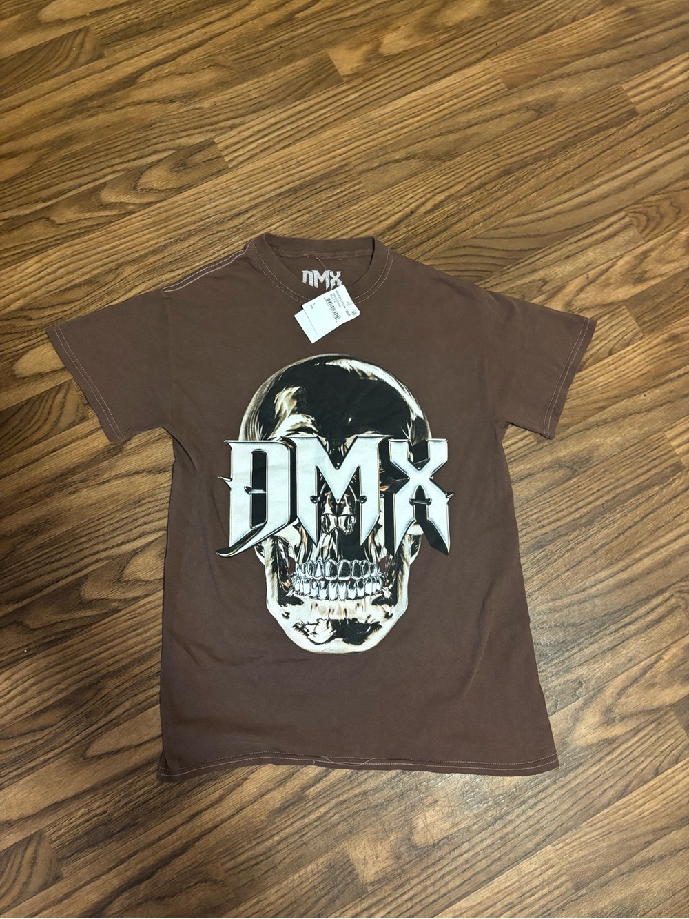 NWT *Womans Short Sleeve DMX Tee * Size Small.